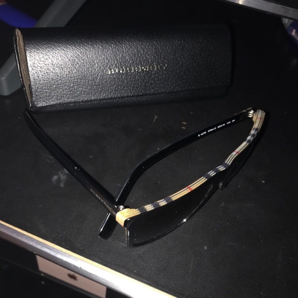 Men BURBERRY SHADES - Picture 2 of 2